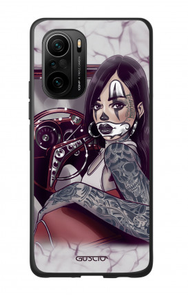 Cover Bicomponente Xiaomi MI 11i - Pin Up Chicana in auto